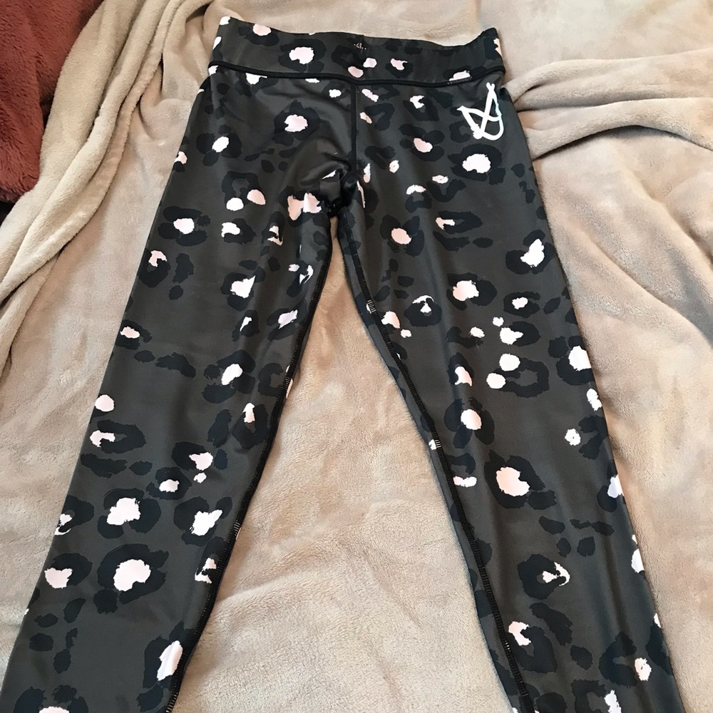 Mink pink leggings